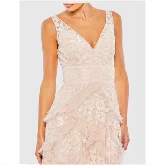 MAC DUGGAL | SEQUINED SCALLOP RUFFLE TIERED V NECK GOWN #9162 - Picture 3 of 16